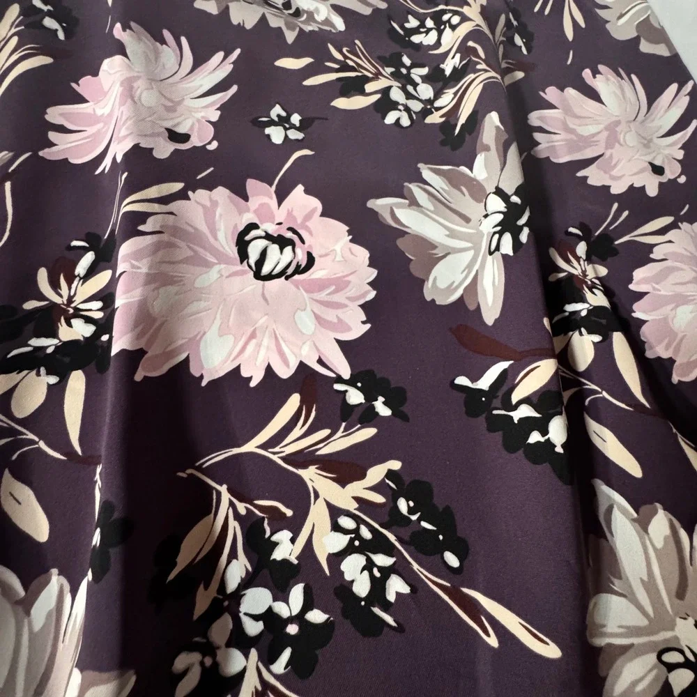 Ann‎ Taylor Factory A-Line Midi Skirt Maroon Pink Floral Size 6 Flowy Silky